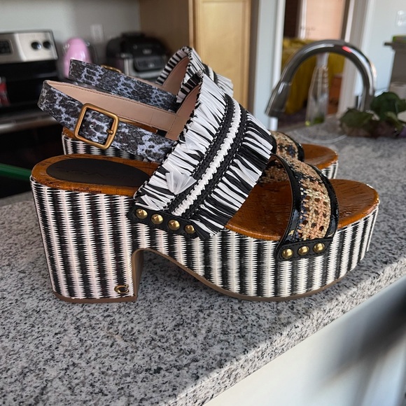 Coach sandals - Picture 1 of 7
